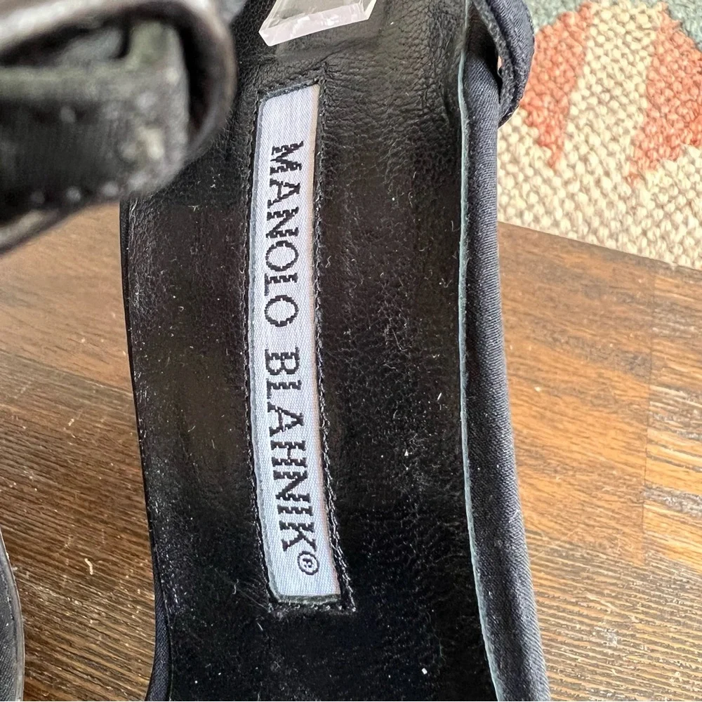 Manolo Blahnik Display Floor Models Cystal Embellished T-Strap Black Heels 36